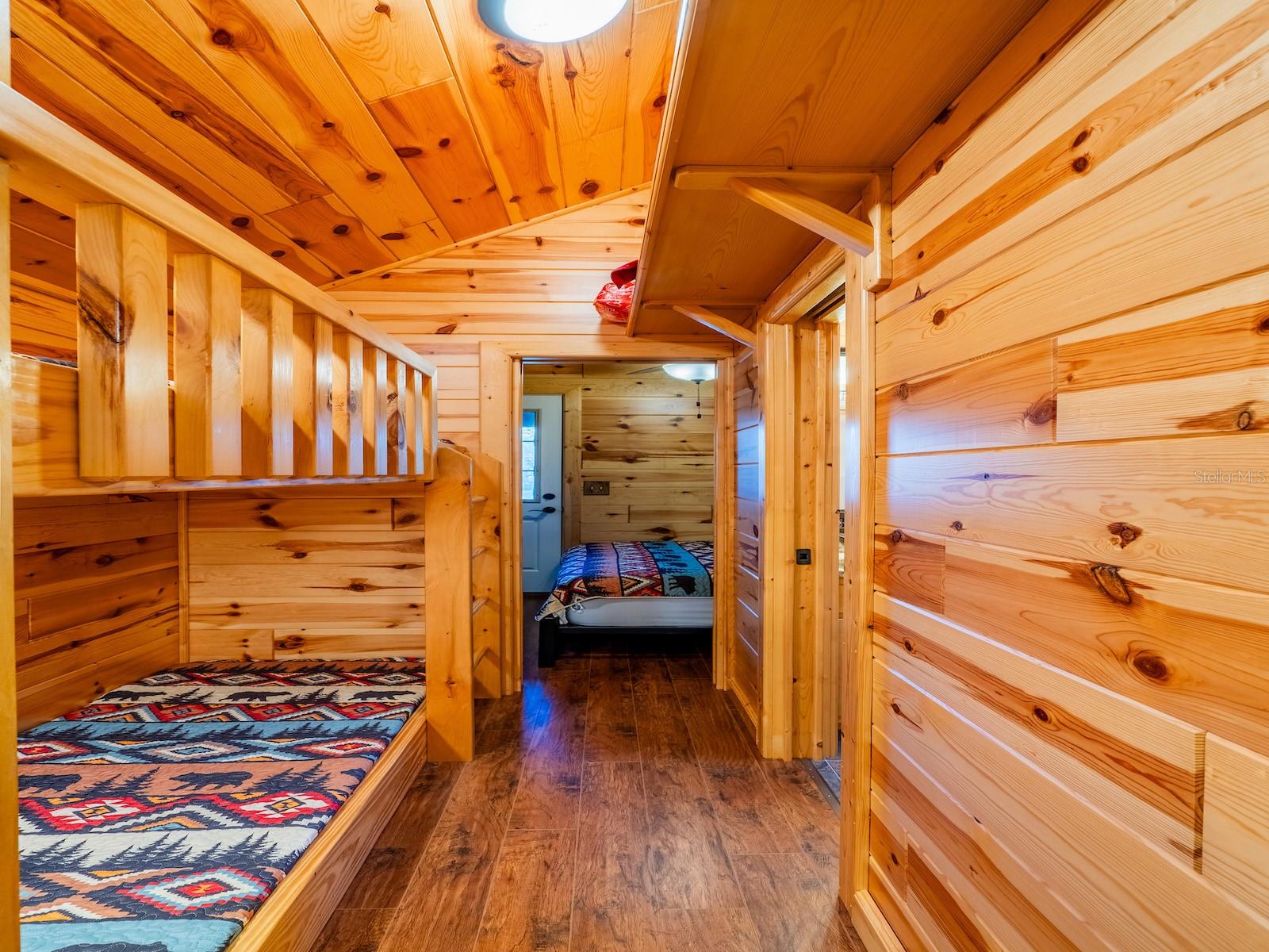 Image 25 of 94 For 5600 Nfr 5  