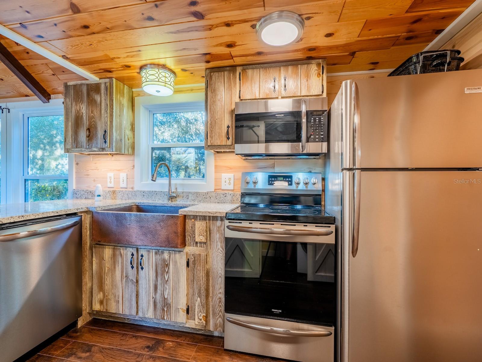 Image 35 of 94 For 5600 Nfr 5  