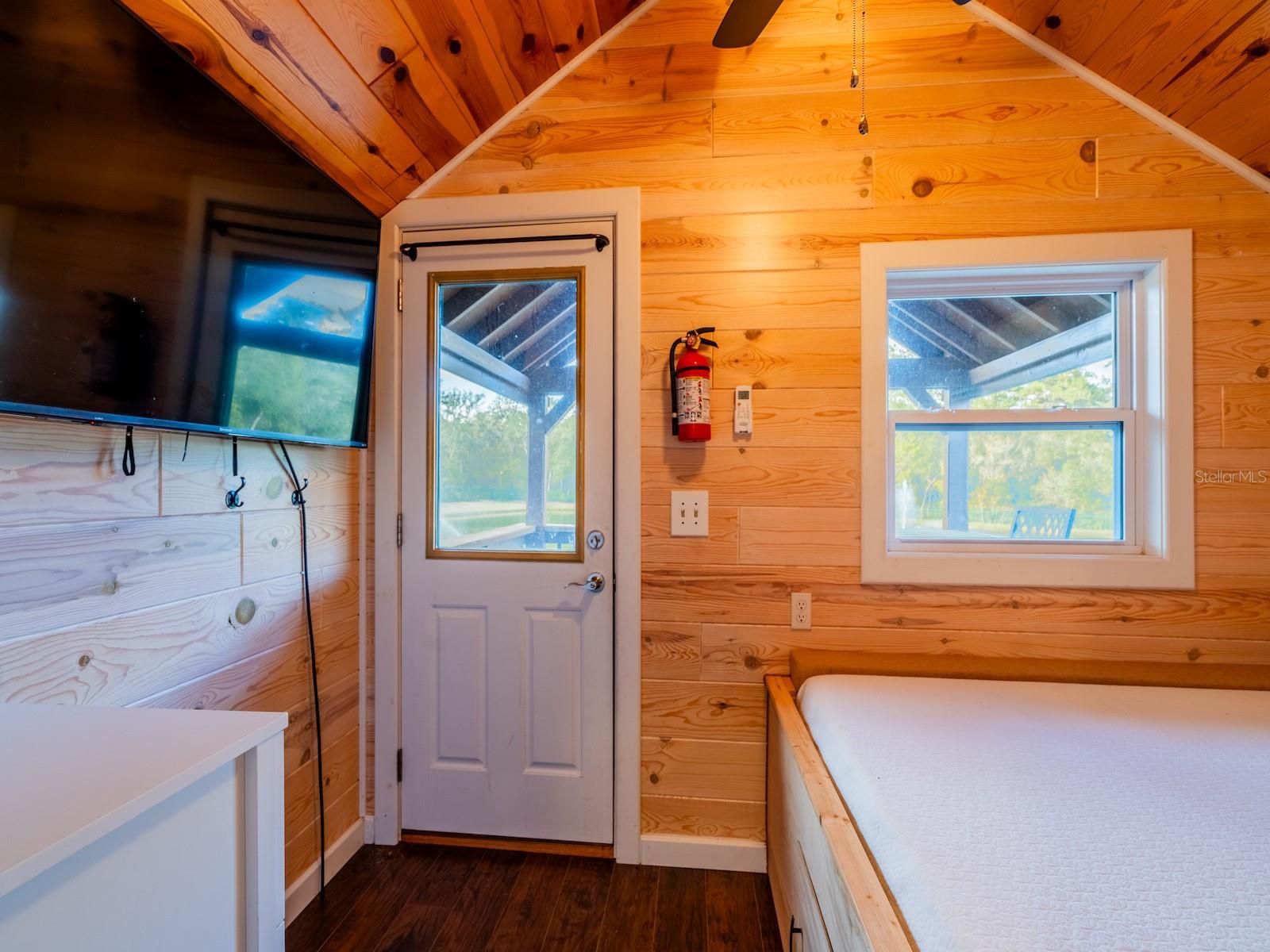 Image 40 of 94 For 5600 Nfr 5  