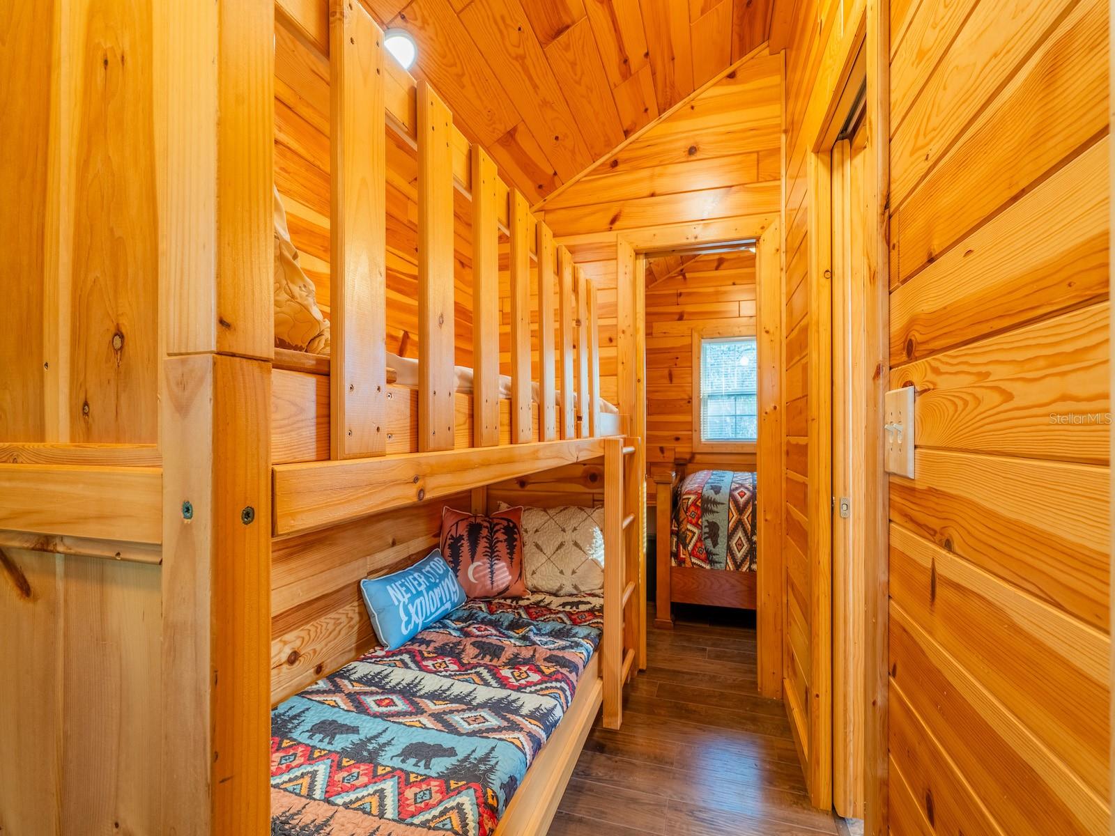 Image 45 of 94 For 5600 Nfr 5  