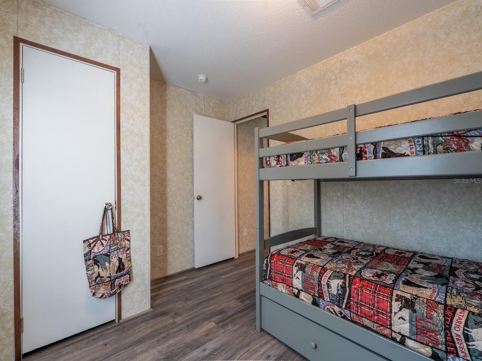 Image 62 of 94 For 5600 Nfr 5  