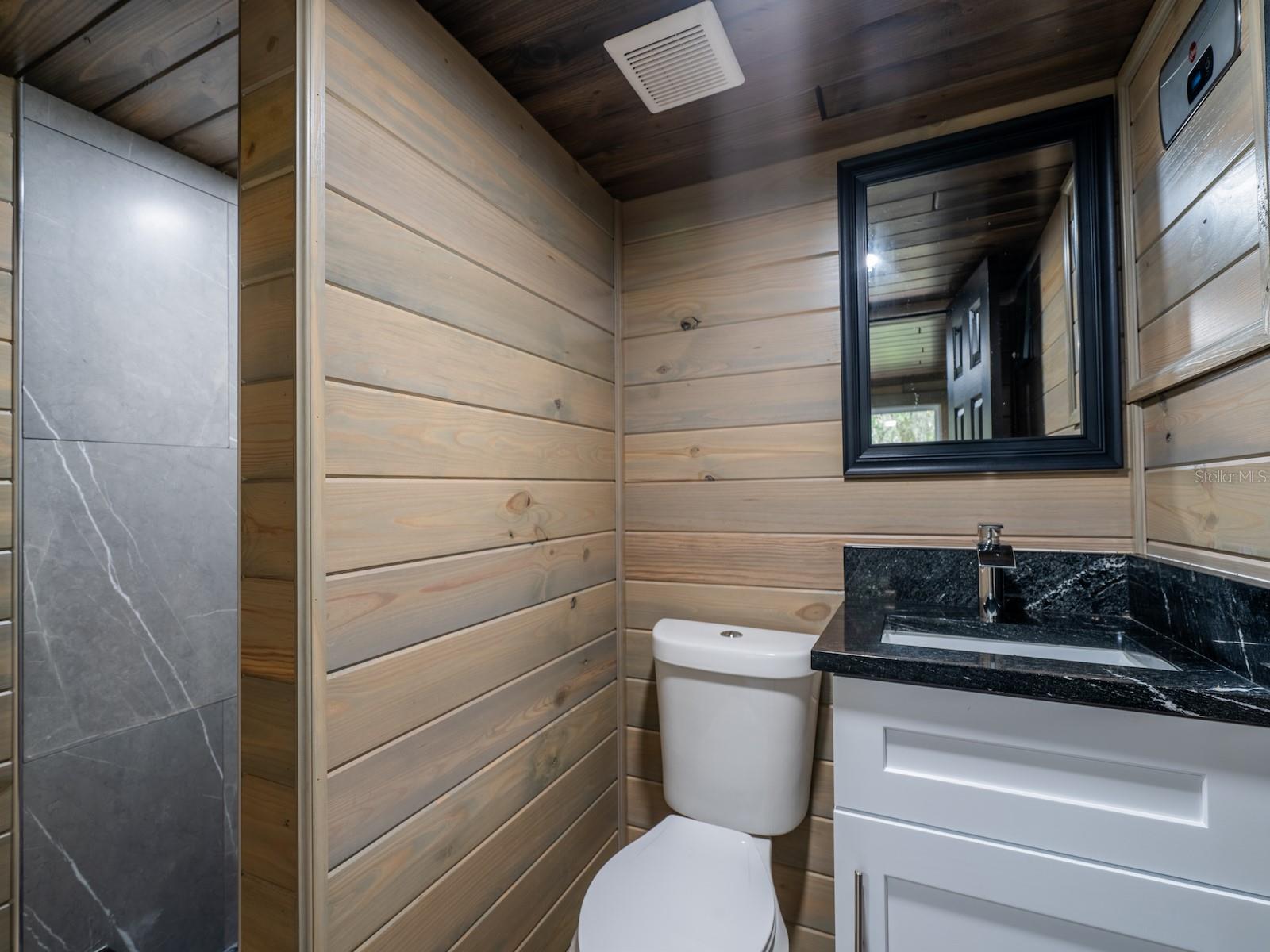 Image 69 of 94 For 5600 Nfr 5  