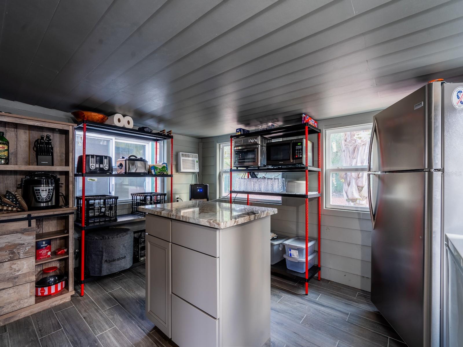 Image 72 of 94 For 5600 Nfr 5  