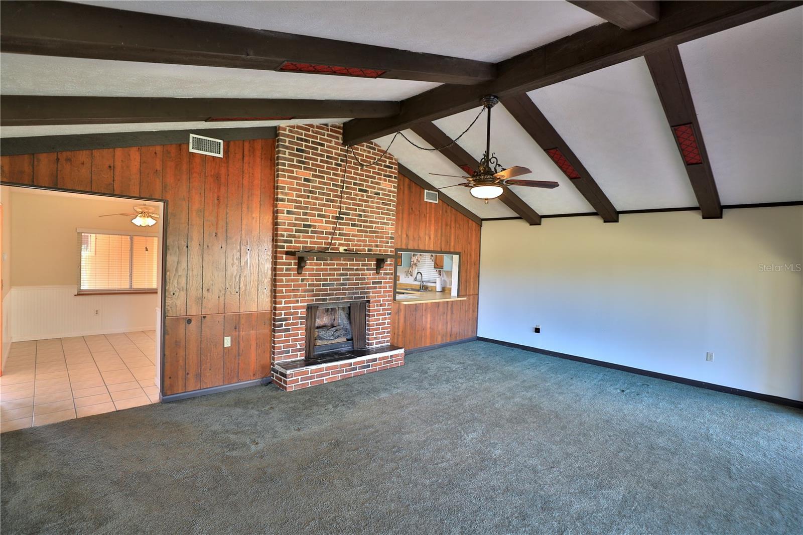 Image 11 of 41 For 2155 County Highway 484