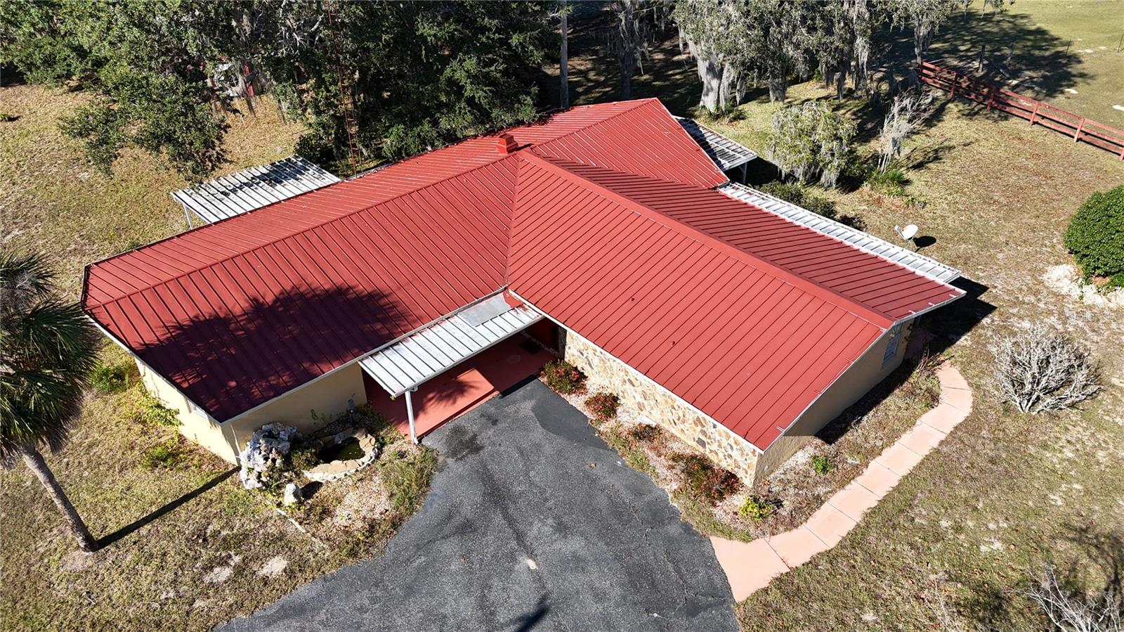 Image 36 of 41 For 2155 County Highway 484