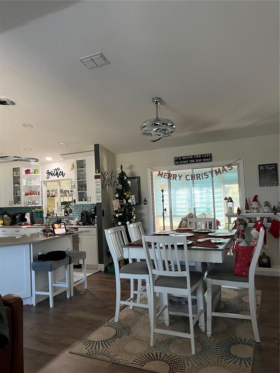 Image 6 of 22 For 13834 114th Avenue