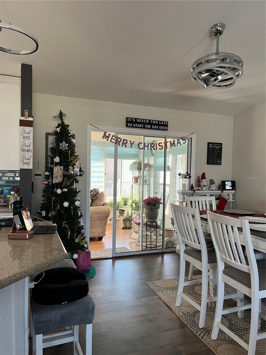 Image 8 of 22 For 13834 114th Avenue