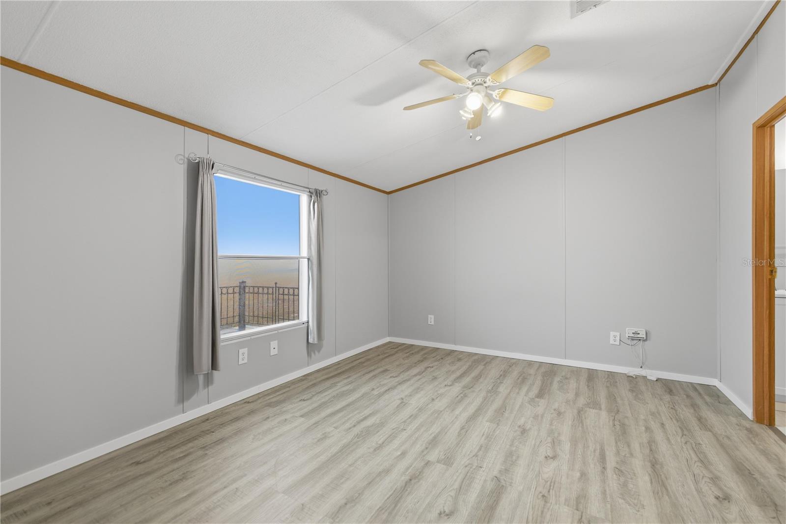 Image 10 of 32 For 4080 47th Street