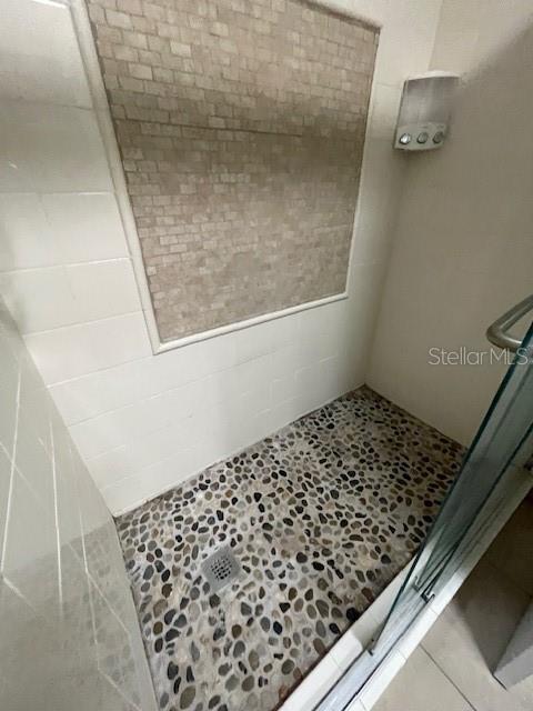 Image 10 of 17 For 704 Ellsworth Way