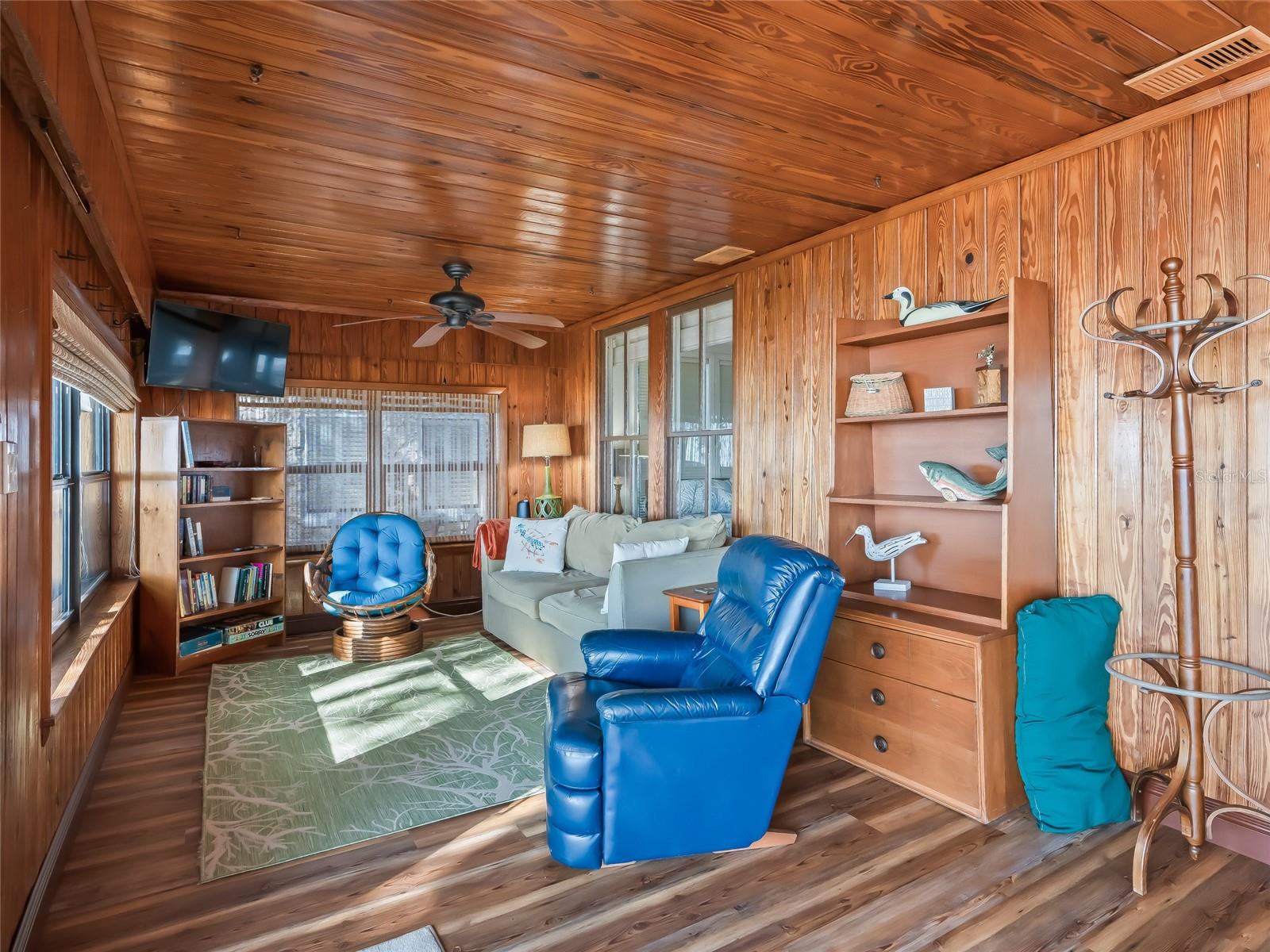 Image 10 of 25 For 13400 124th Place