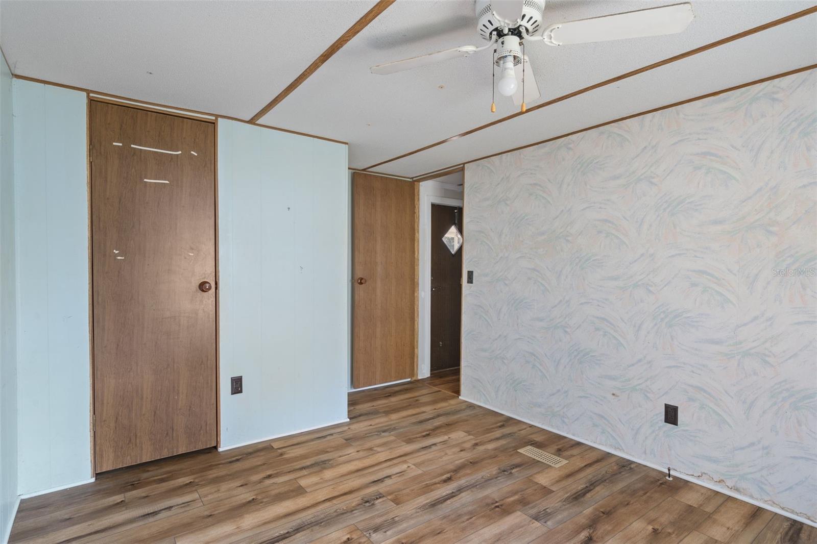 Image 10 of 26 For 1805 Paul Drive