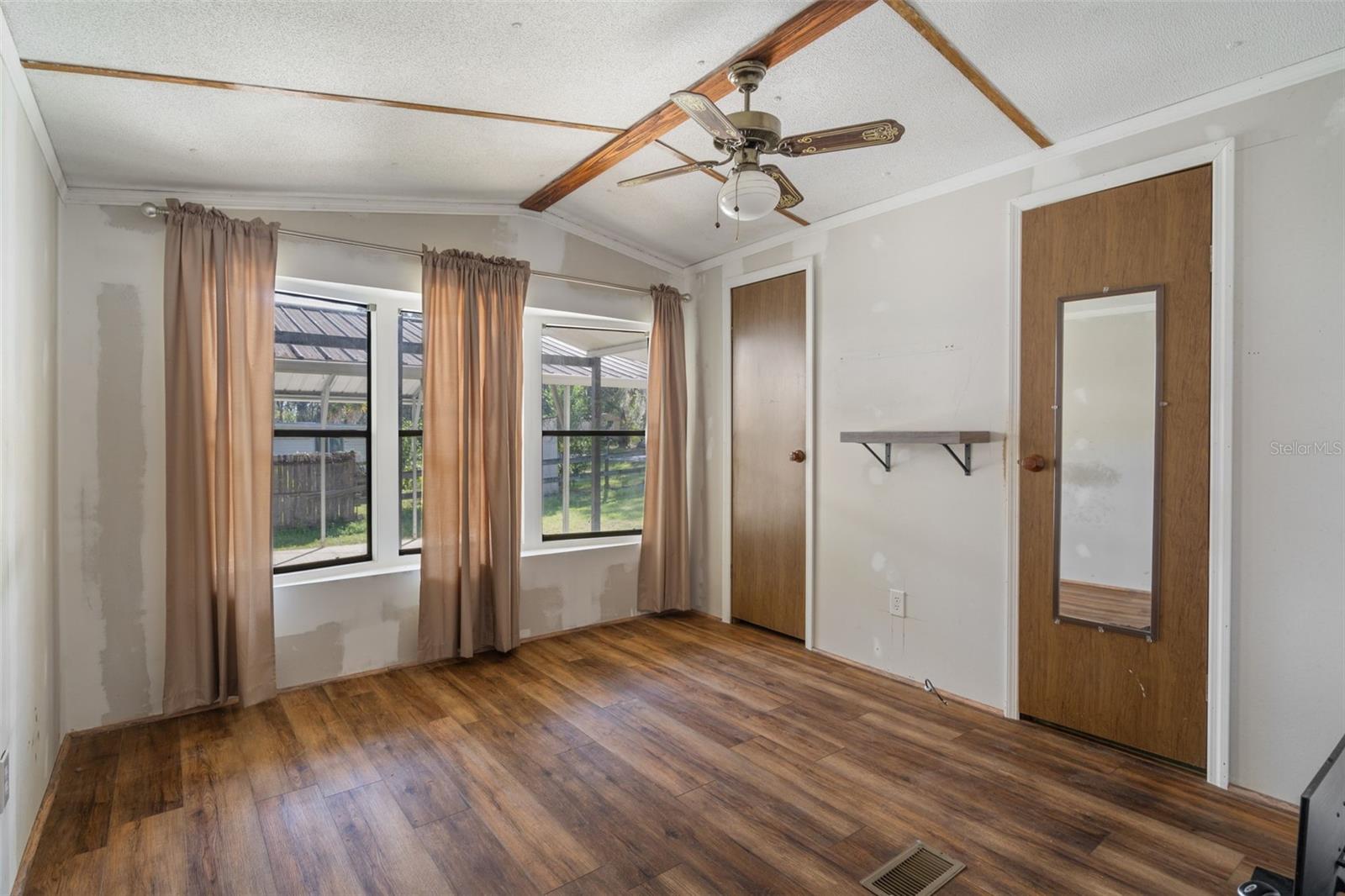 Image 6 of 26 For 1805 Paul Drive