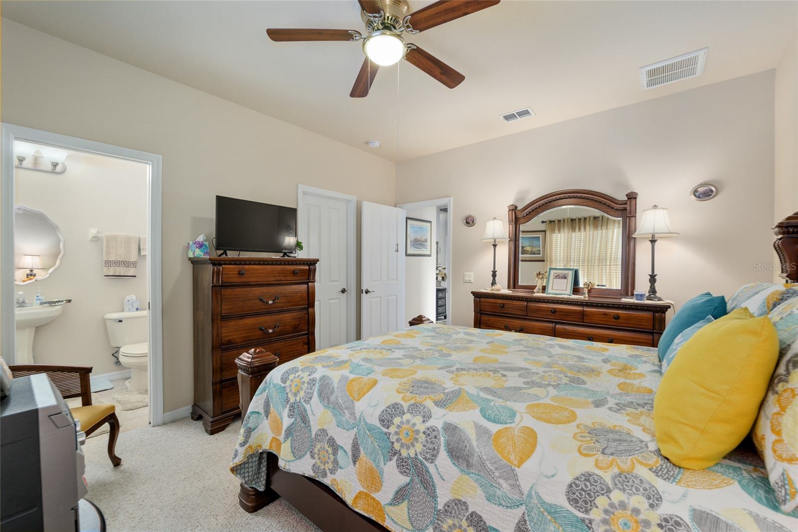 Listing photo id 17 for 49 Cactus  