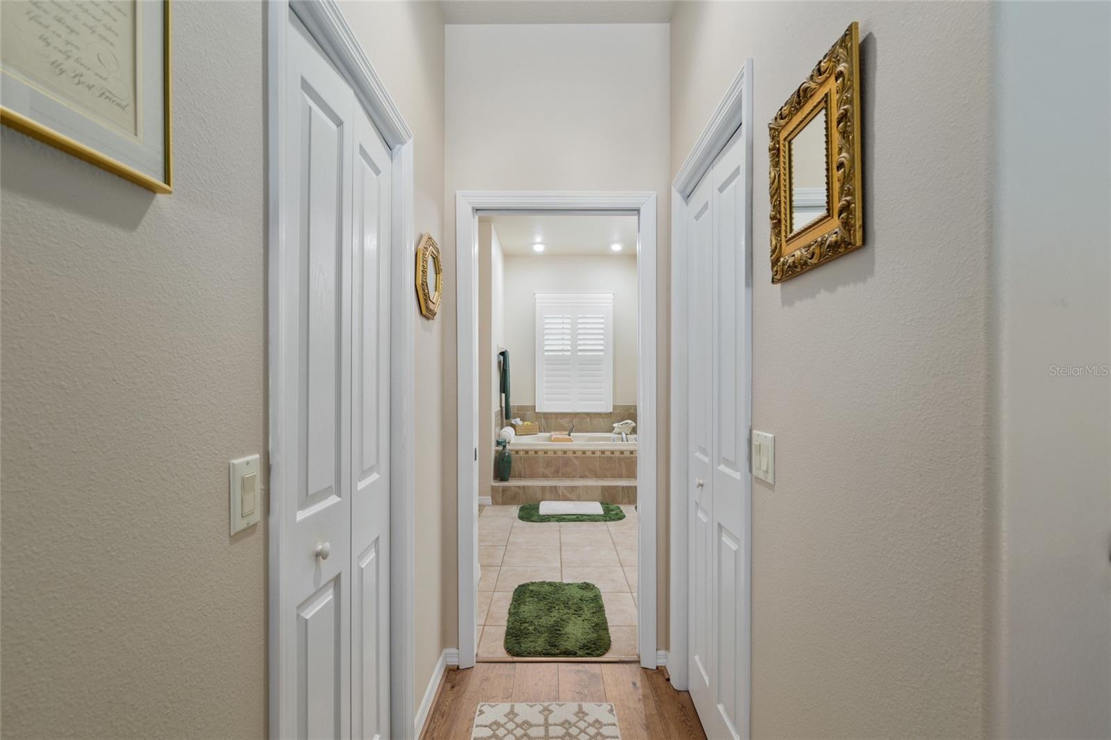 Listing photo id 94 for 49 Cactus  