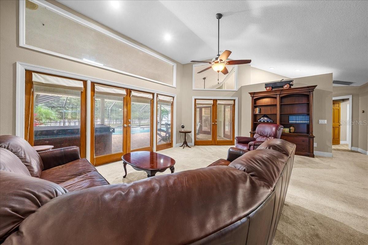 Image 12 of 76 For 1020 32nd Lane