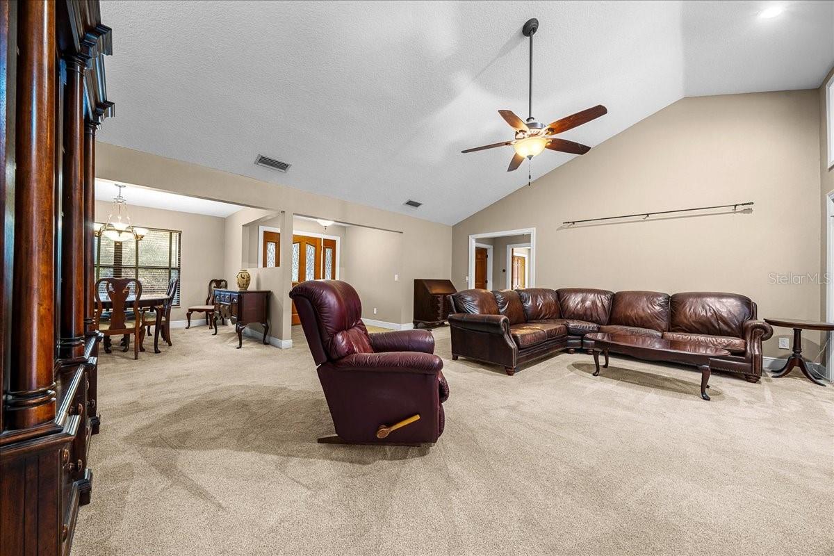 Image 14 of 76 For 1020 32nd Lane