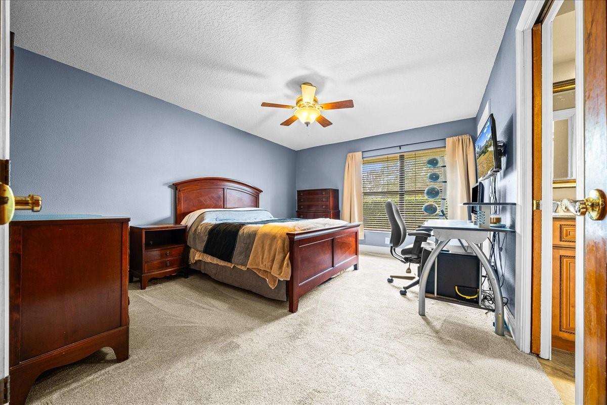 Image 18 of 76 For 1020 32nd Lane