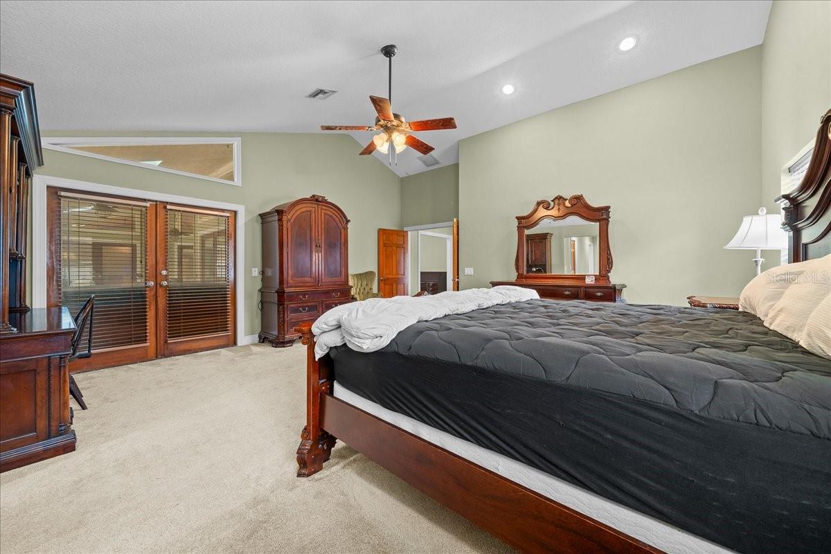 Image 26 of 76 For 1020 32nd Lane