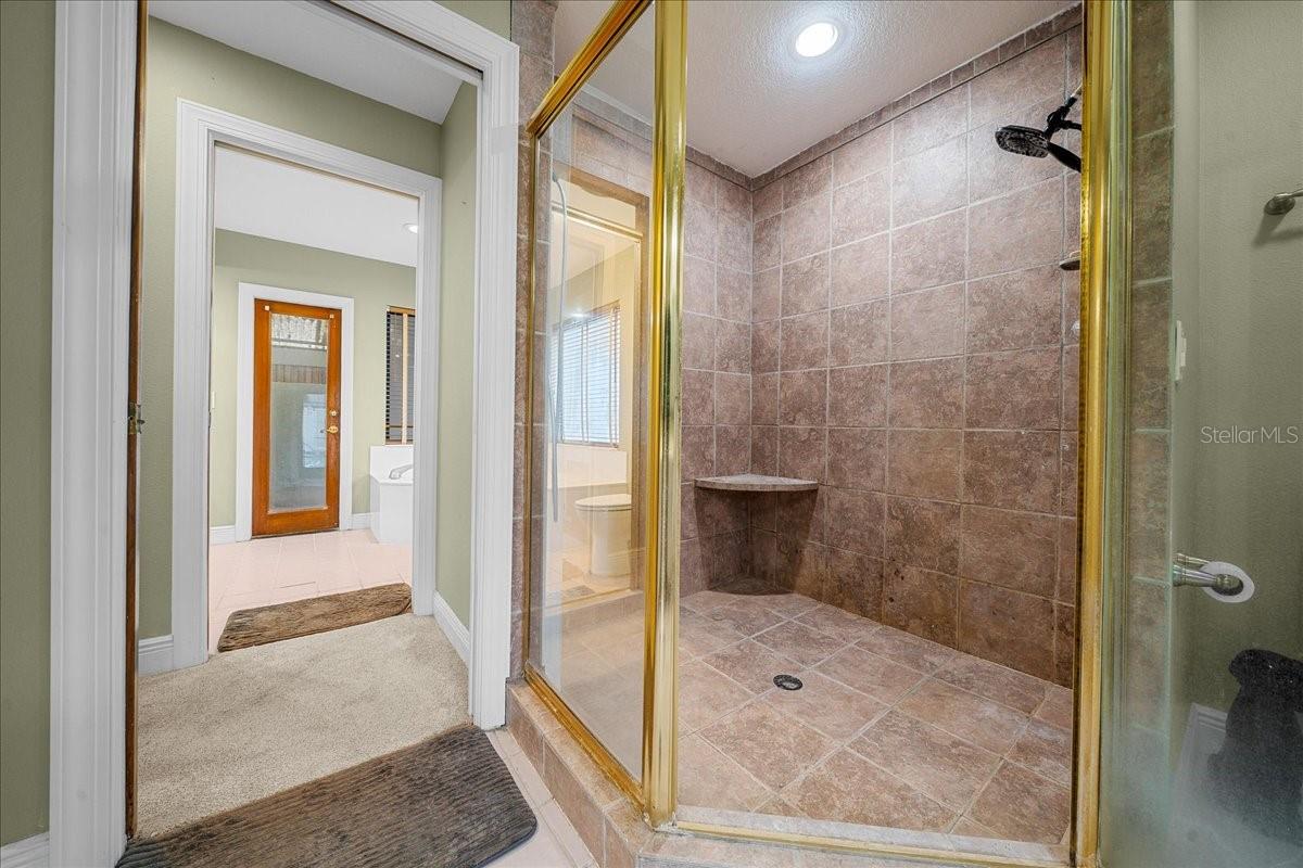 Image 30 of 76 For 1020 32nd Lane