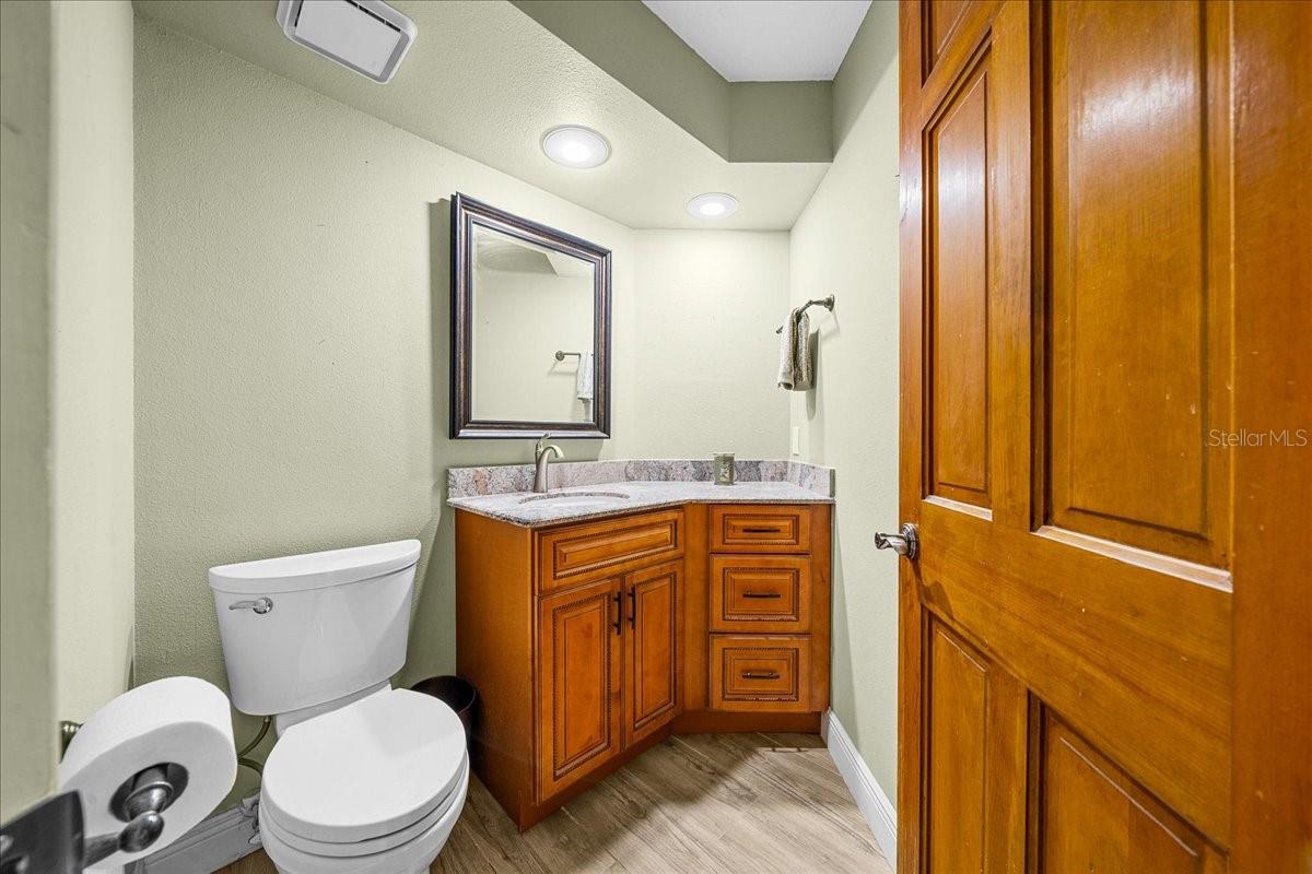 Image 35 of 76 For 1020 32nd Lane