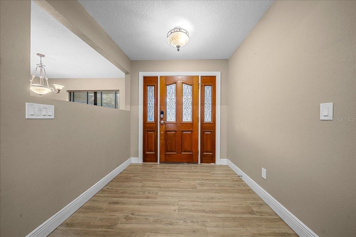 Image 7 of 76 For 1020 32nd Lane