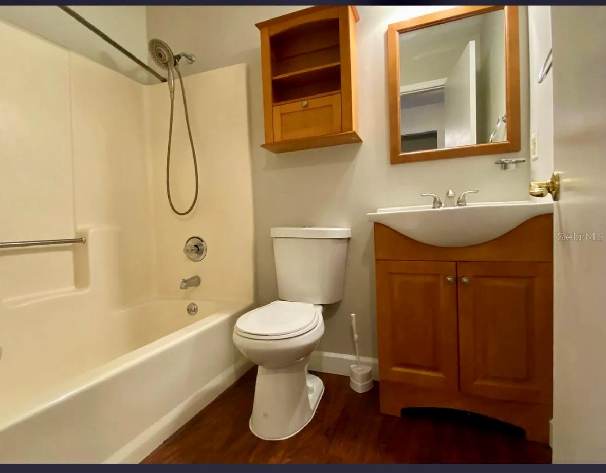 Image 5 of 20 For 2014 70th Terrace