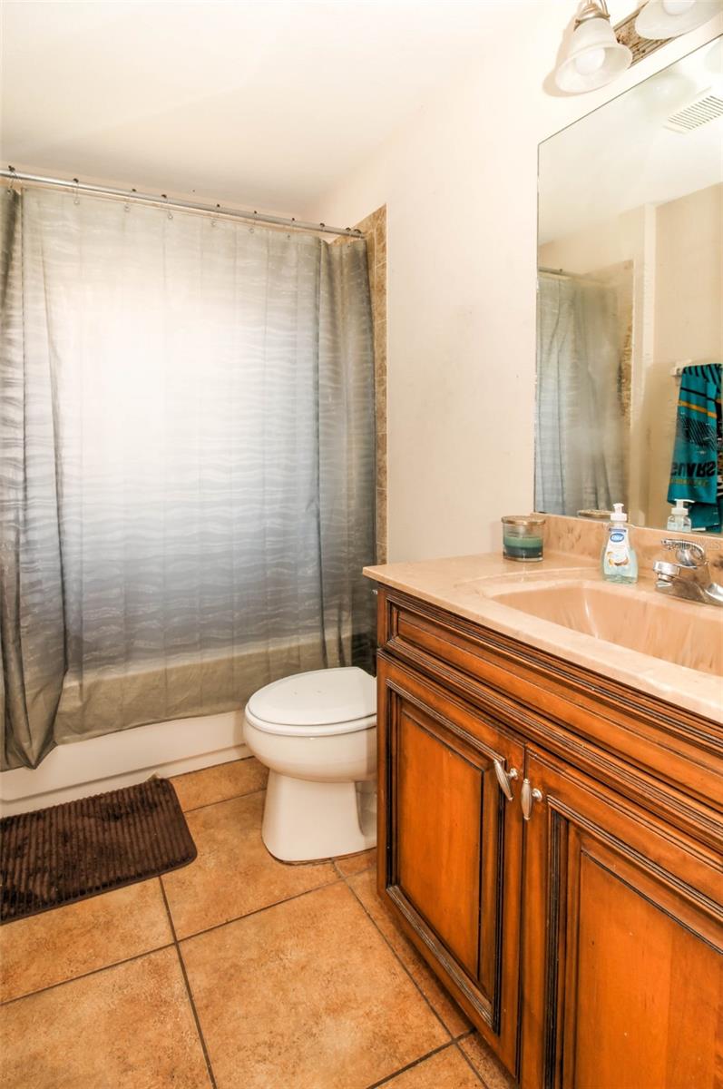 Image 21 of 31 For 4938 99th Place