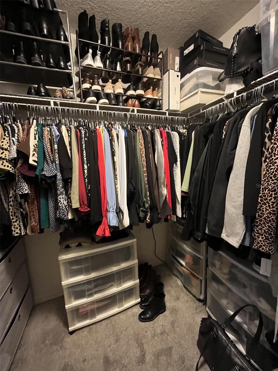 Image 12 of 77 For 28702 Crooked Stick Court