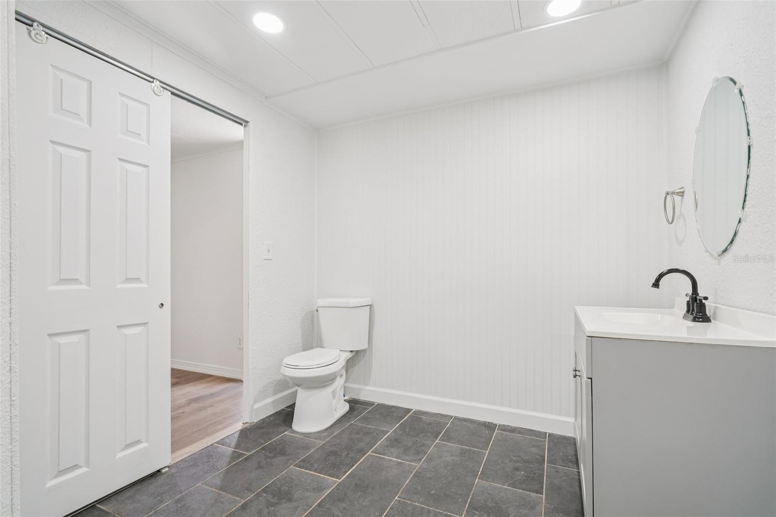 Image 20 of 34 For 15050 105th Avenue