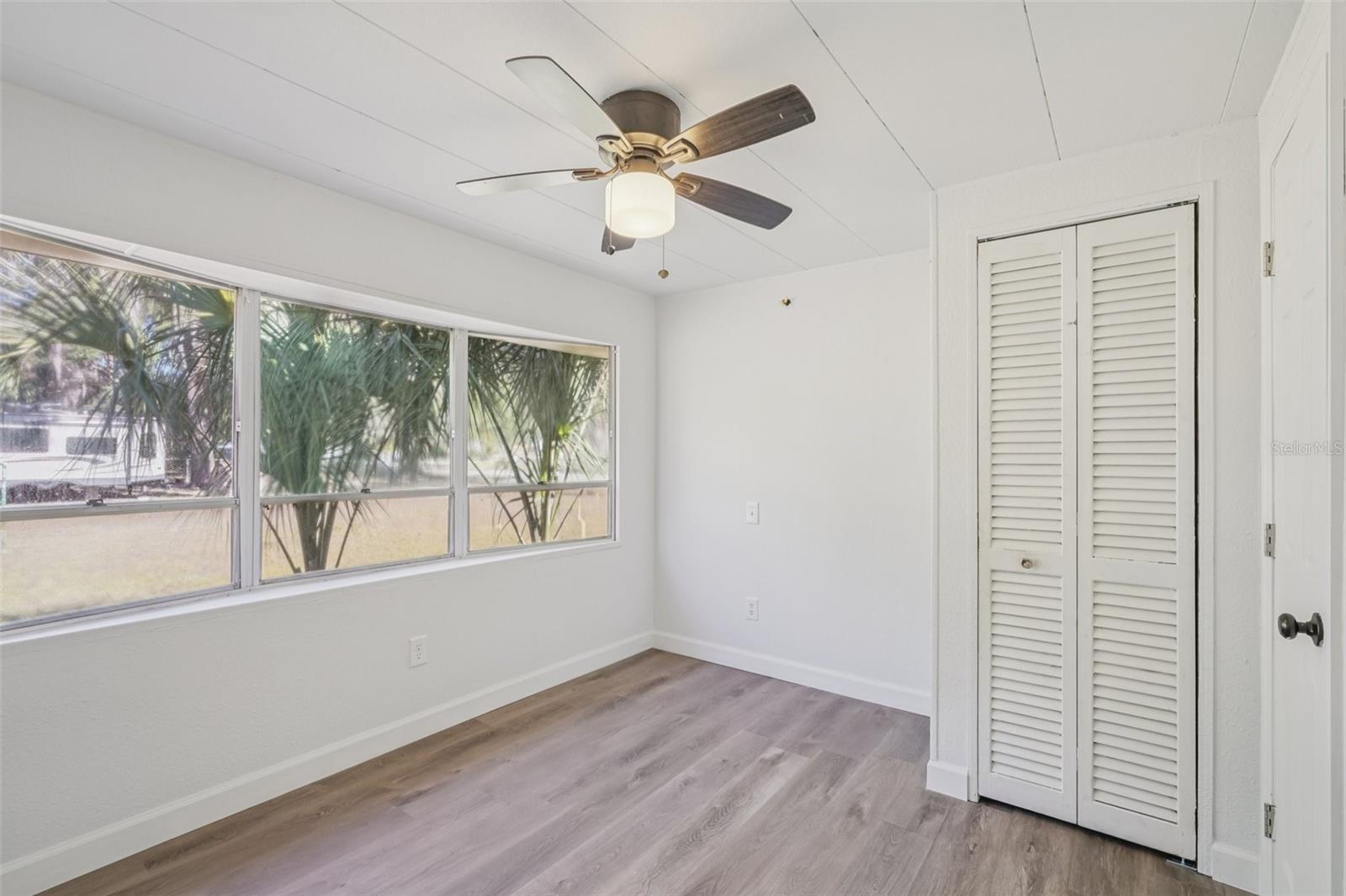 Image 22 of 34 For 15050 105th Avenue