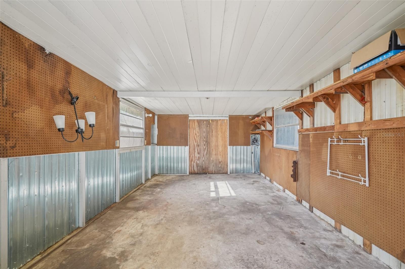 Image 26 of 34 For 15050 105th Avenue