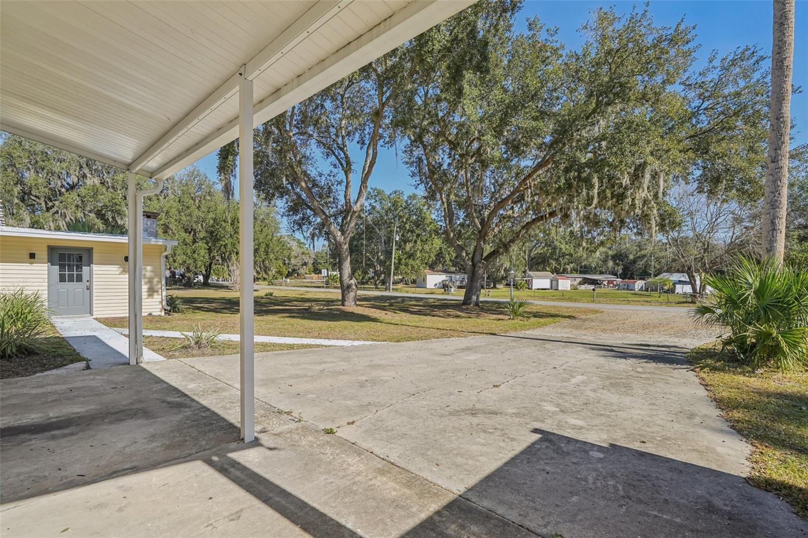 Image 5 of 34 For 15050 105th Avenue