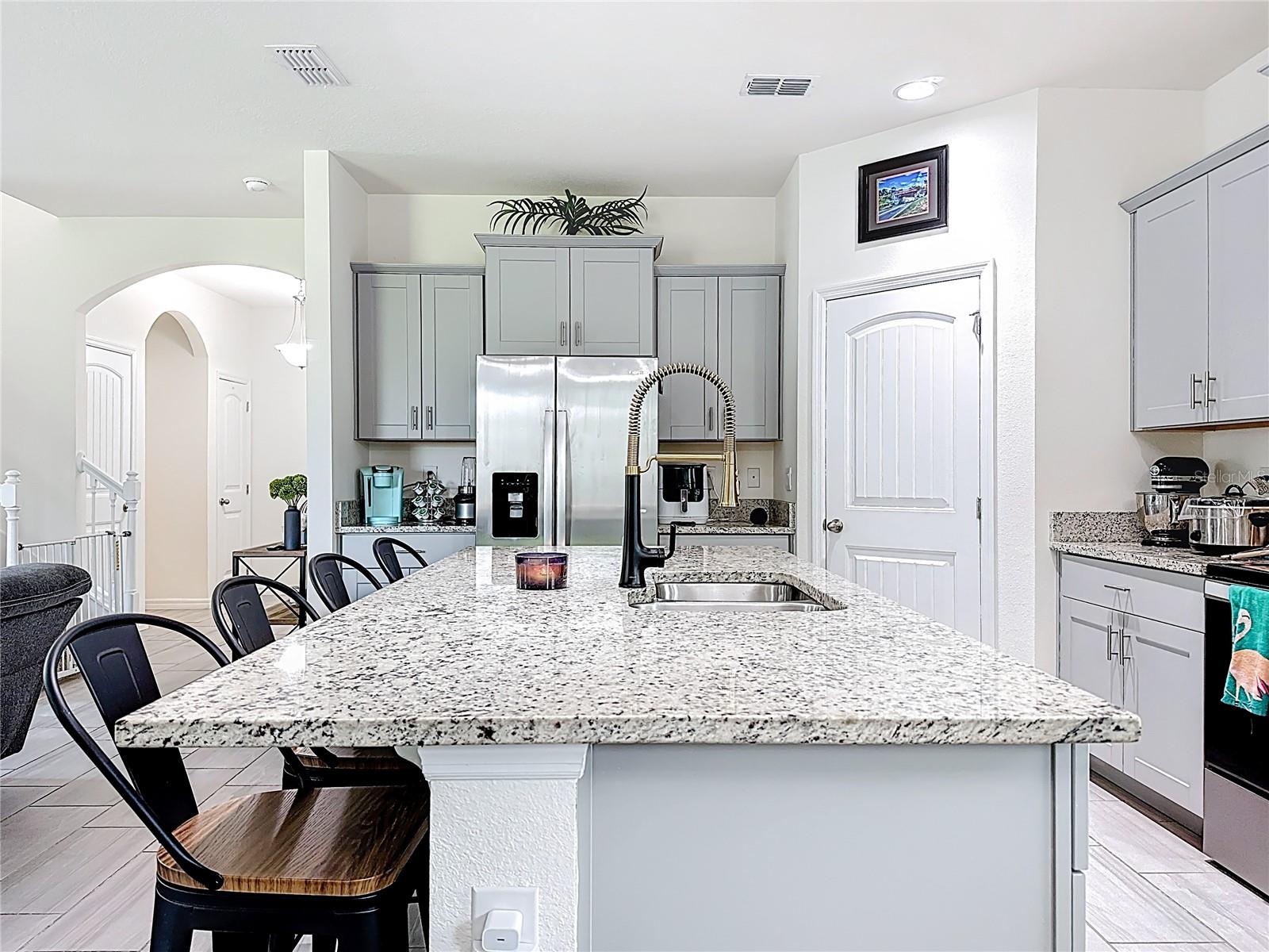 Image 19 of 74 For 16632 Point Rock Drive