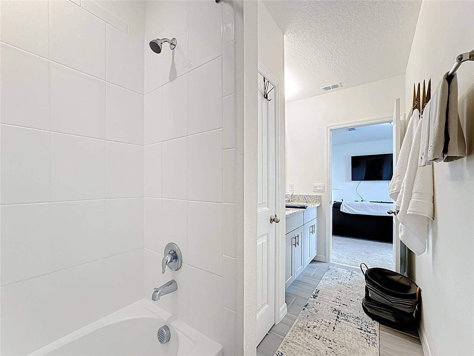 Image 34 of 74 For 16632 Point Rock Drive