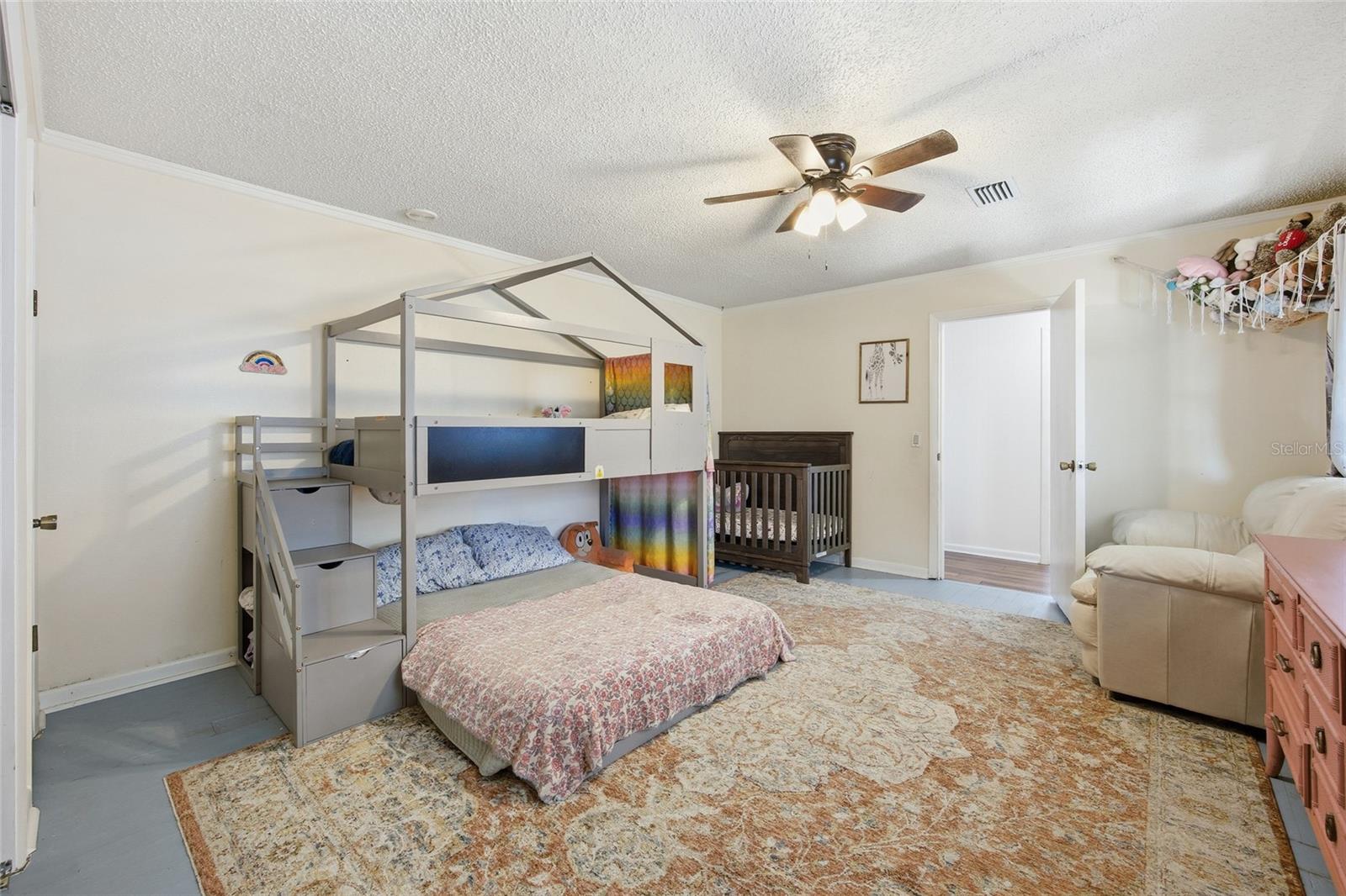 Image 24 of 48 For 10550 222nd Place Road