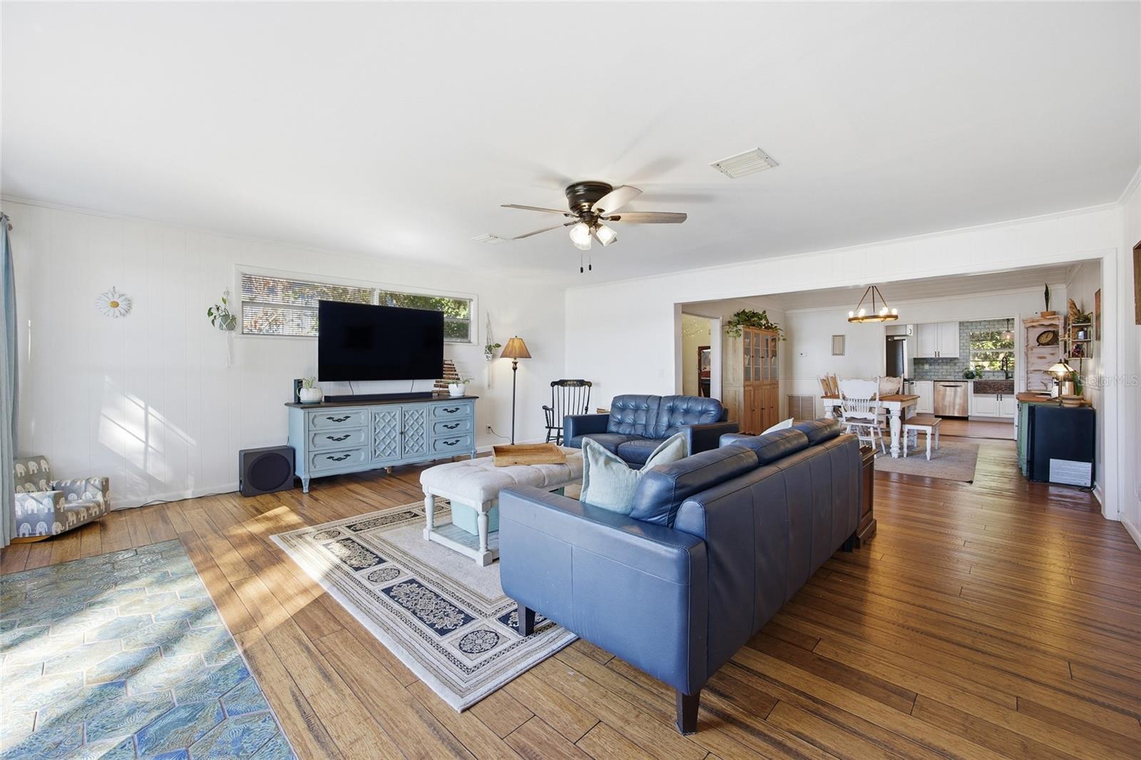 Image 7 of 48 For 10550 222nd Place Road