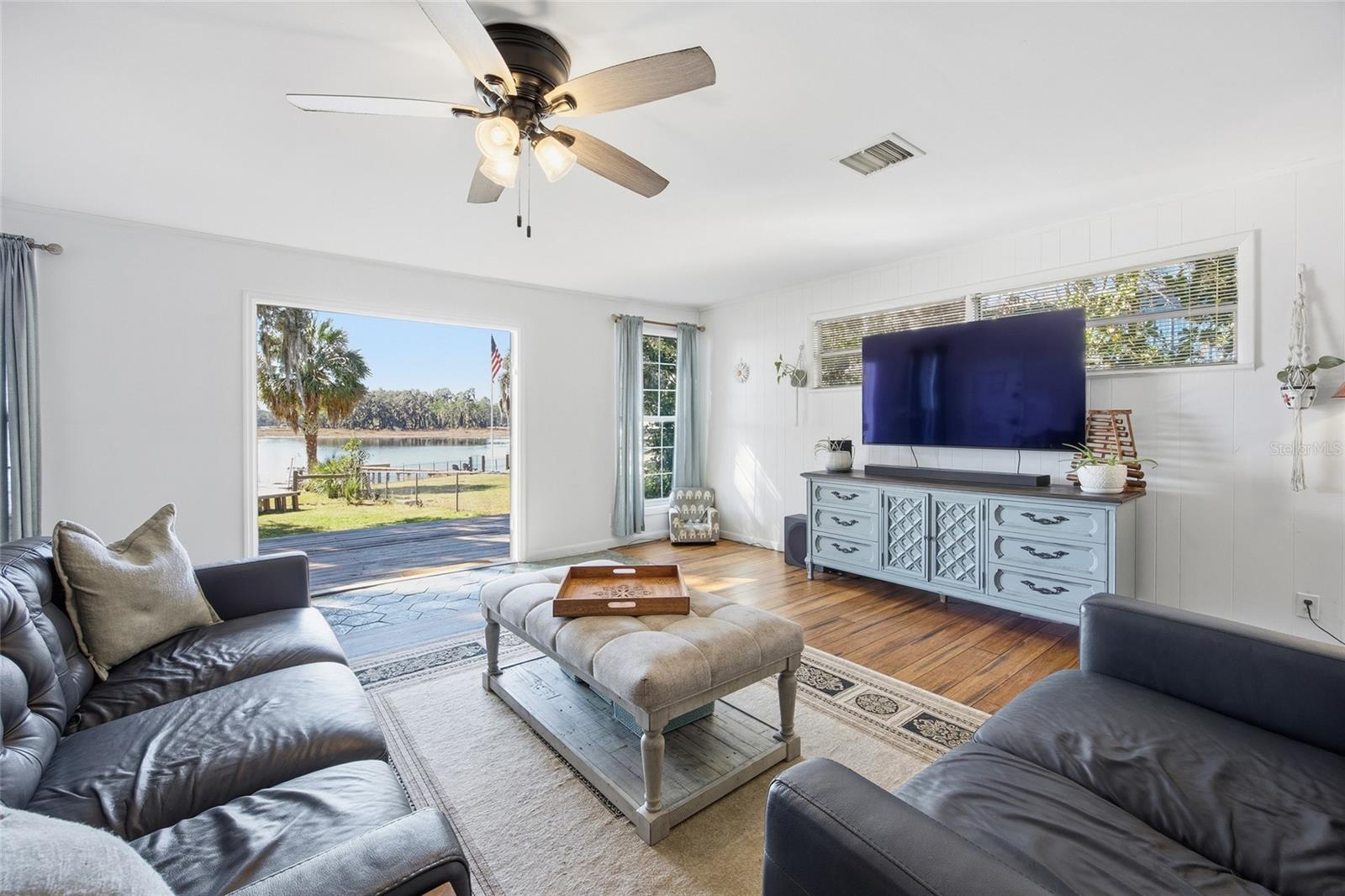 Image 8 of 48 For 10550 222nd Place Road