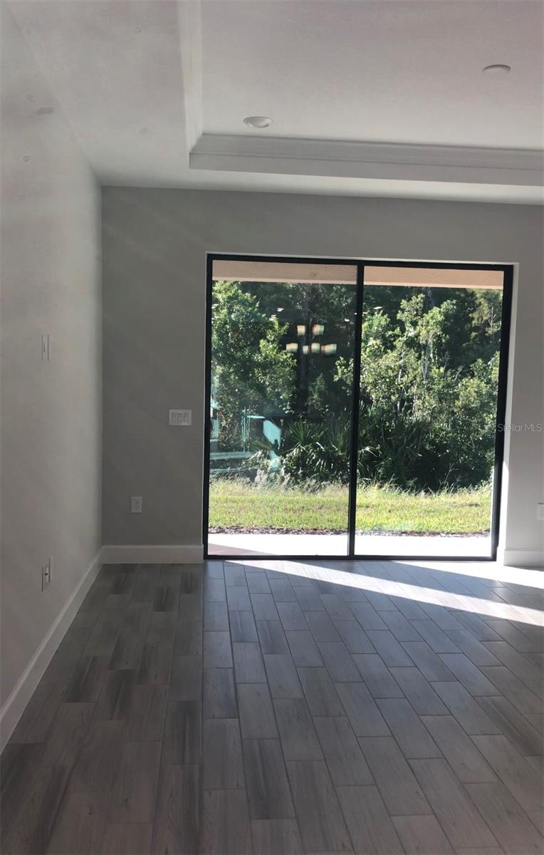 Image 3 of 7 For 1360 Lombardi Court