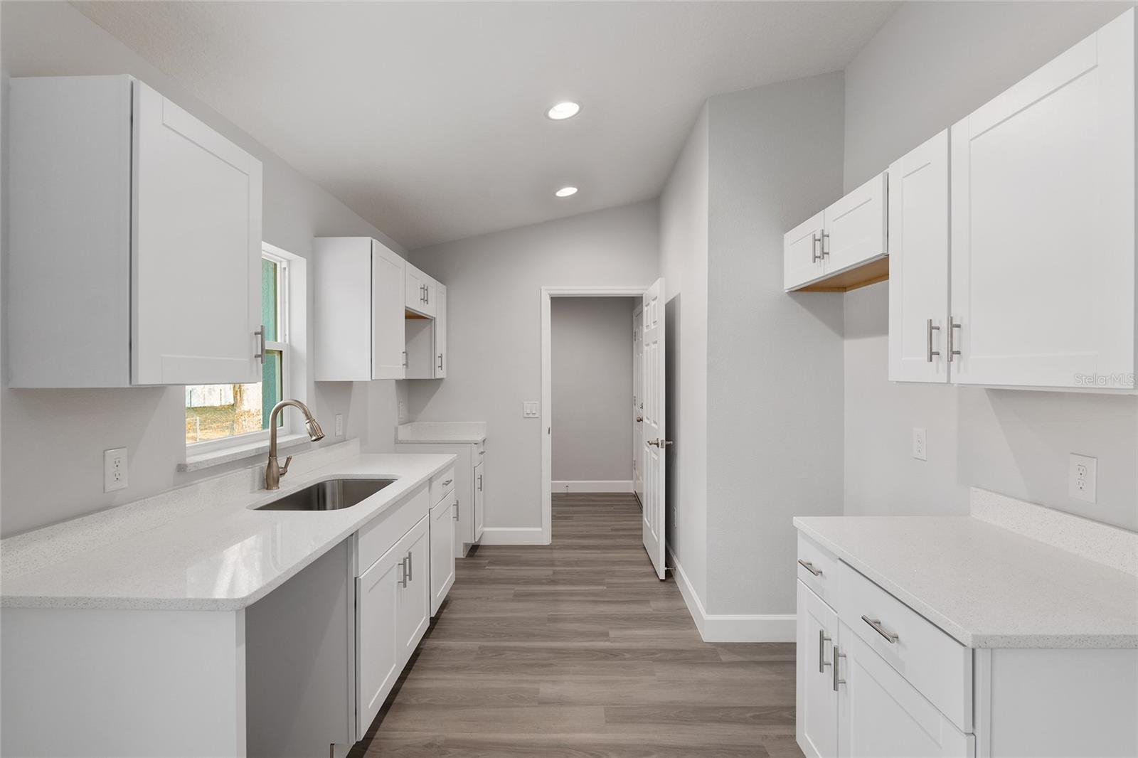 Image 14 of 18 For 1802 Hilliard Avenue