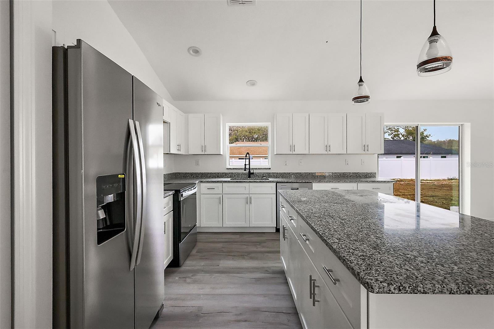 Image 14 of 21 For 13526 113th Lane