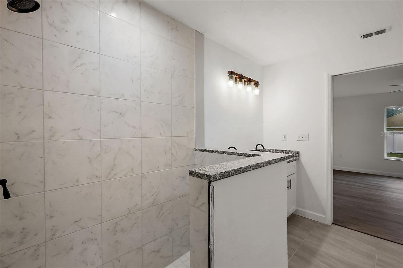 Image 7 of 21 For 13526 113th Lane