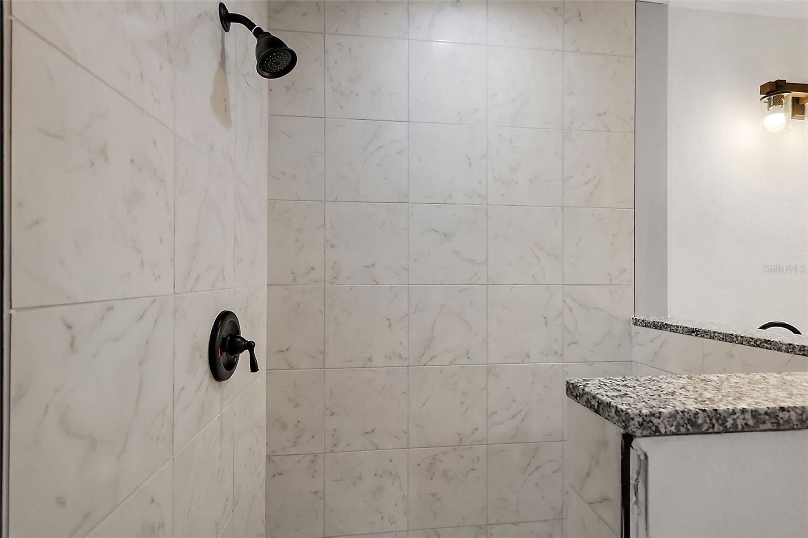 Image 8 of 21 For 13526 113th Lane