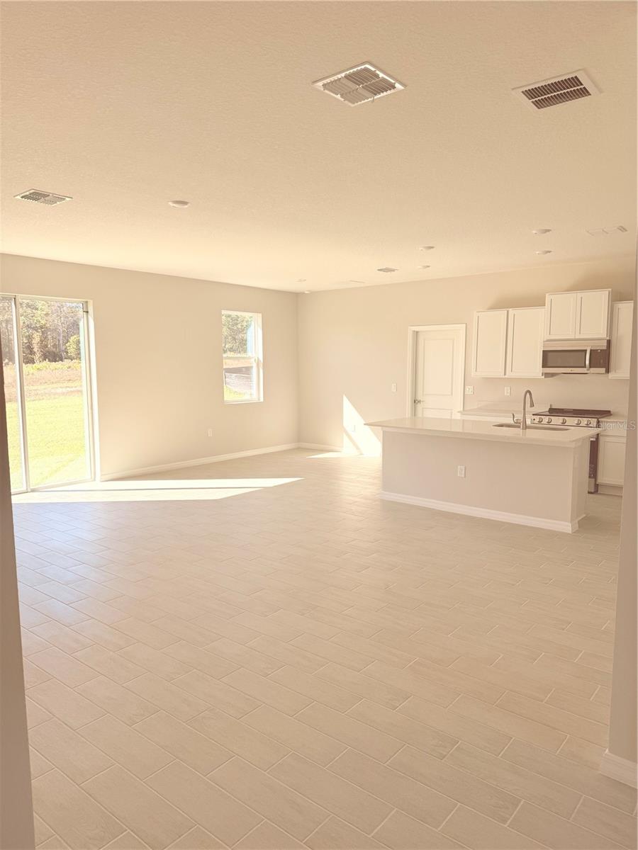 Image 7 of 15 For 16968 44th Circle