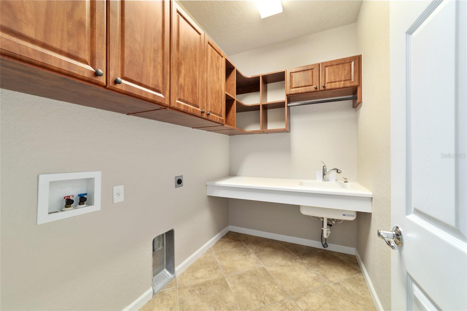 Image 36 of 69 For 7455 97th Terrace Road