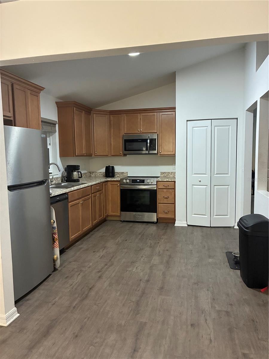 Image 17 of 24 For 4660 160th Court