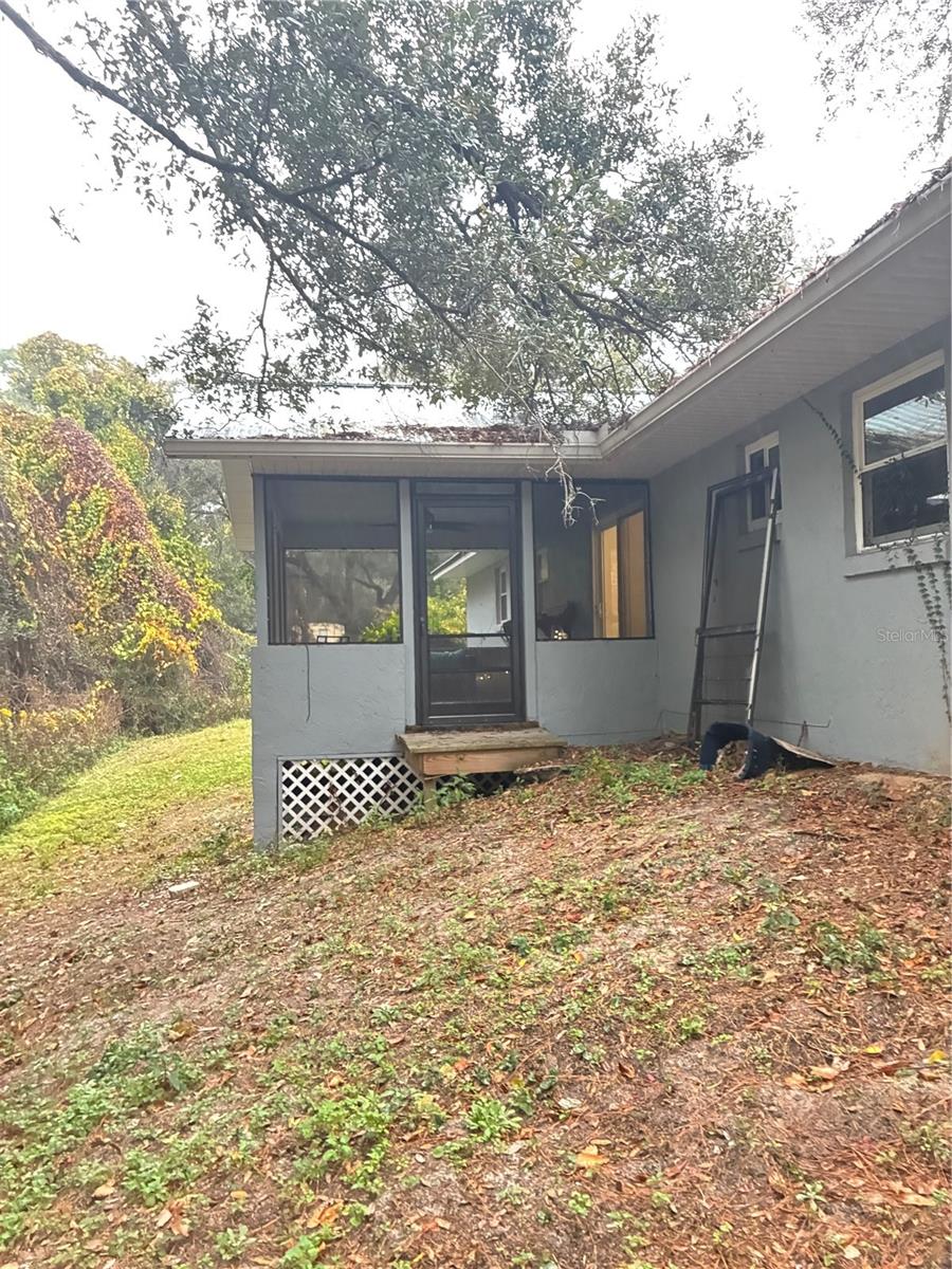 Image 9 of 24 For 4660 160th Court