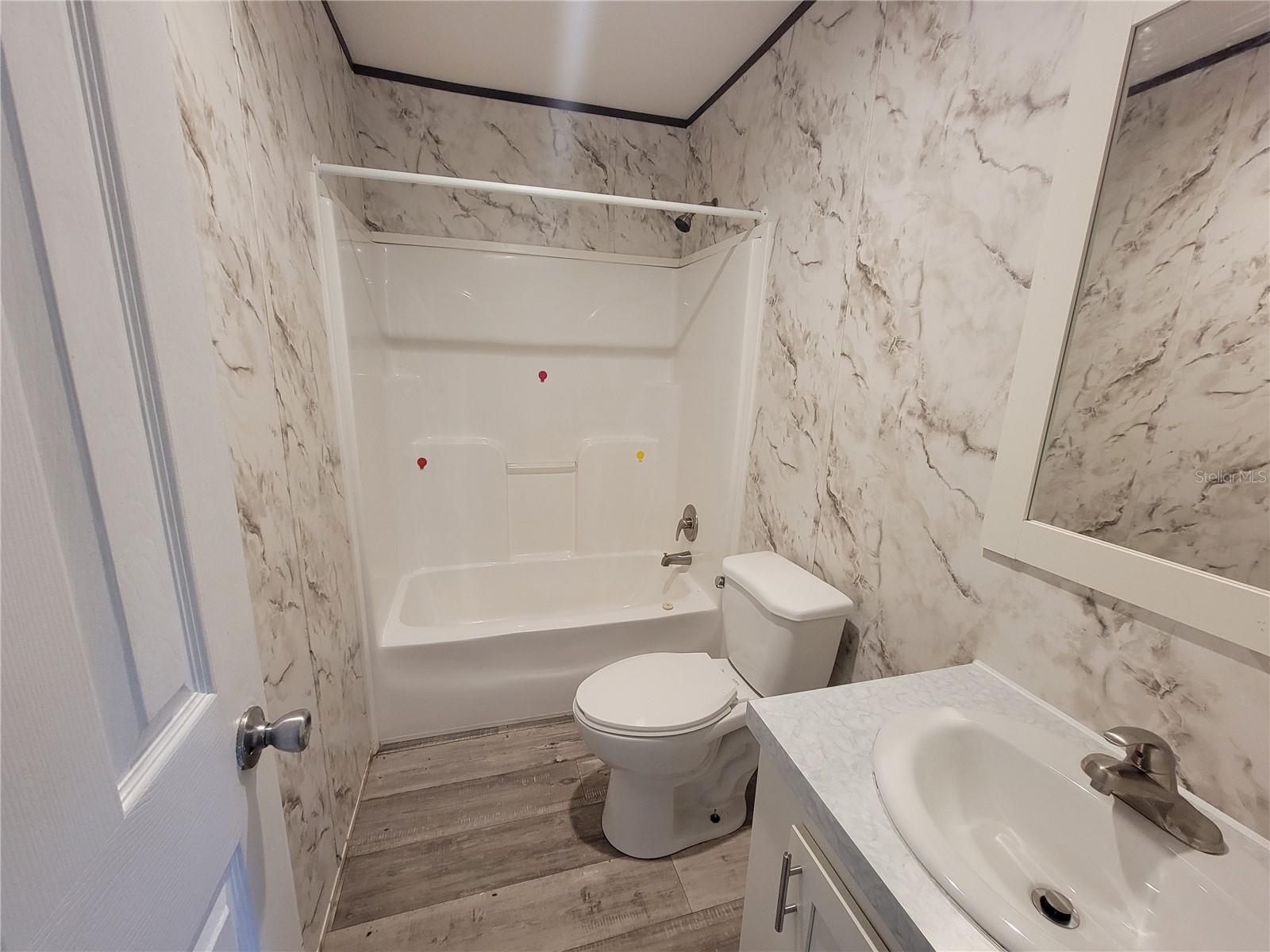 Image 9 of 9 For 18303 20th Place