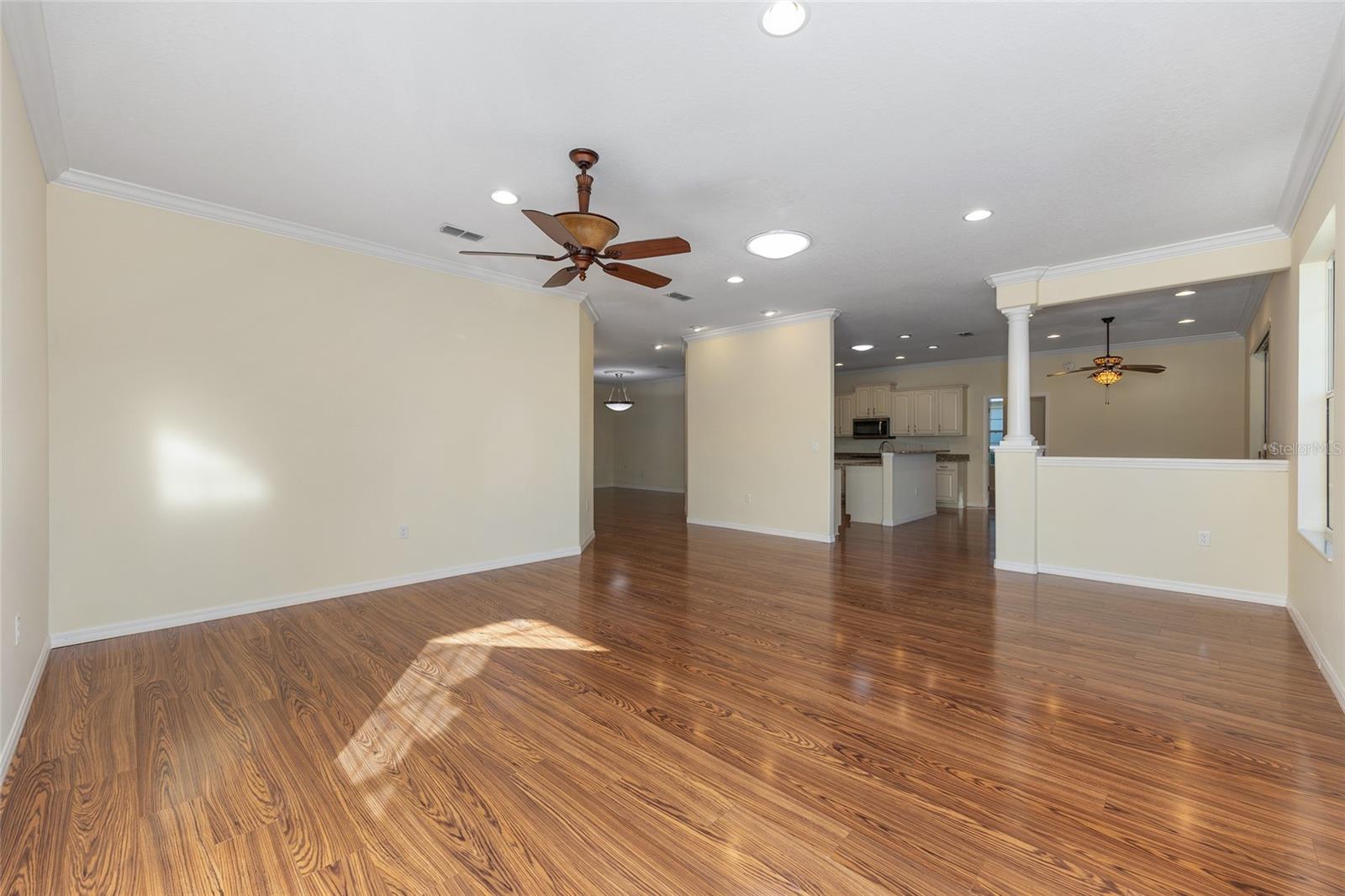 Image 10 of 48 For 8650 83rd Loop