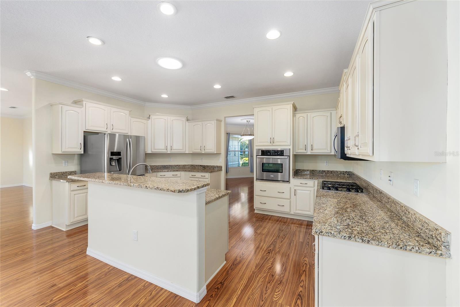 Image 15 of 48 For 8650 83rd Loop