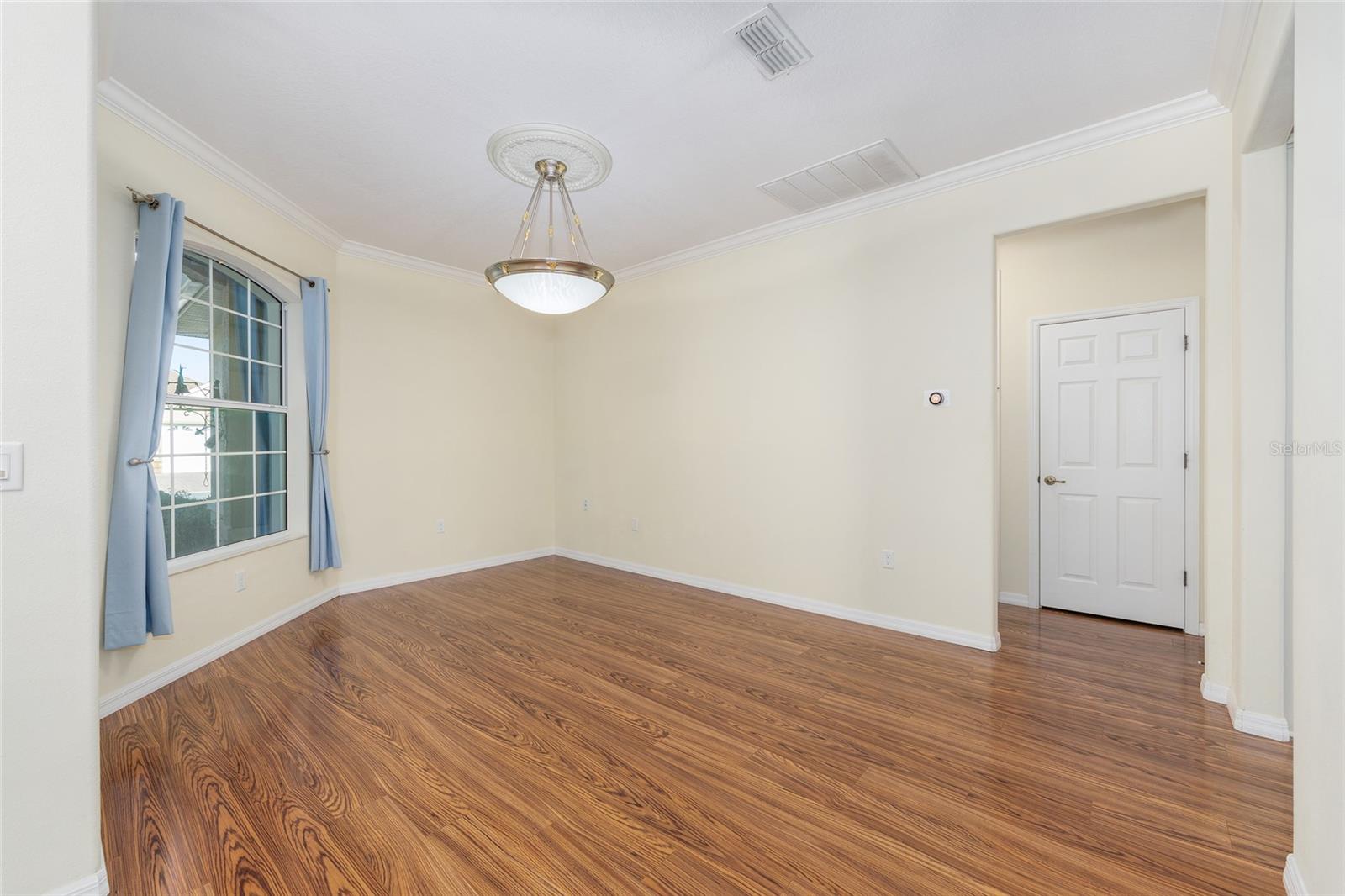 Image 21 of 48 For 8650 83rd Loop